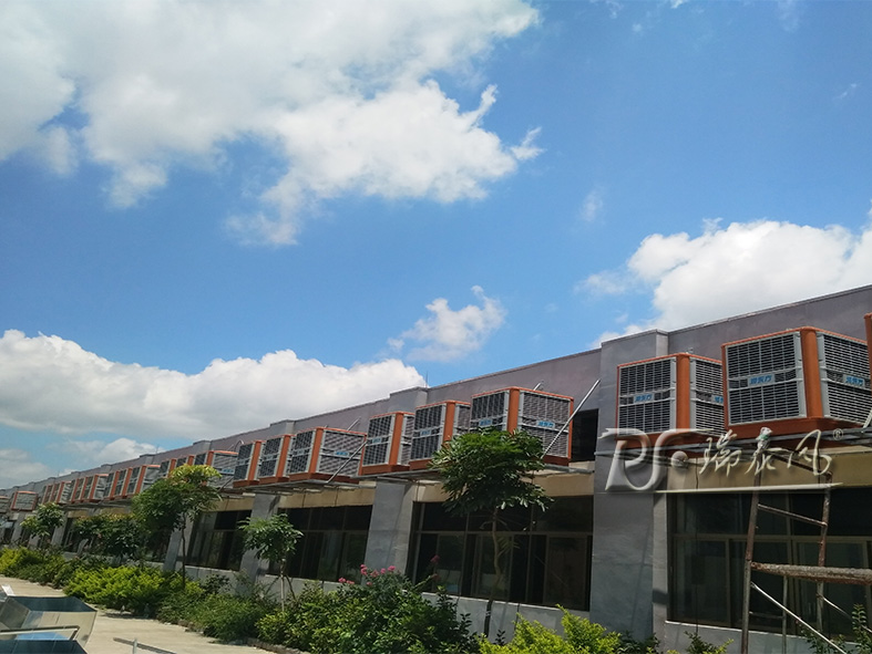  工廠水空調(diào)瑞泰風室外安裝圖片